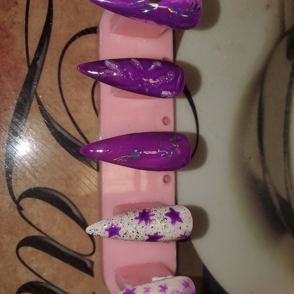 Custmized Nails - Picture 3 of 16